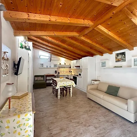 Ceriale's House Con Parcheggio Privato Daire *