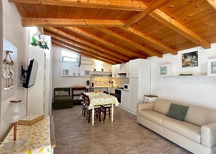 Ceriale's House Con Parcheggio Privato Lejlighed *
